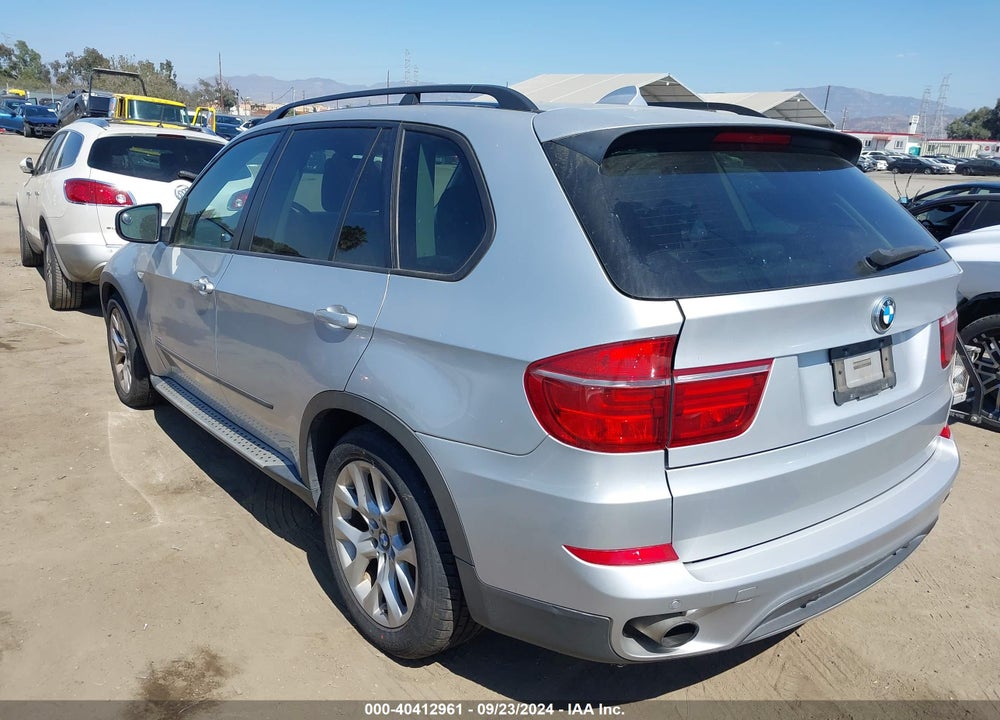 2011 BMW X5 XDRIVE35I/XDRIVE35I PREMIUM/XDRIVE35I SPORT ACTIVITY VIN: 5UXZV4C57BL740815