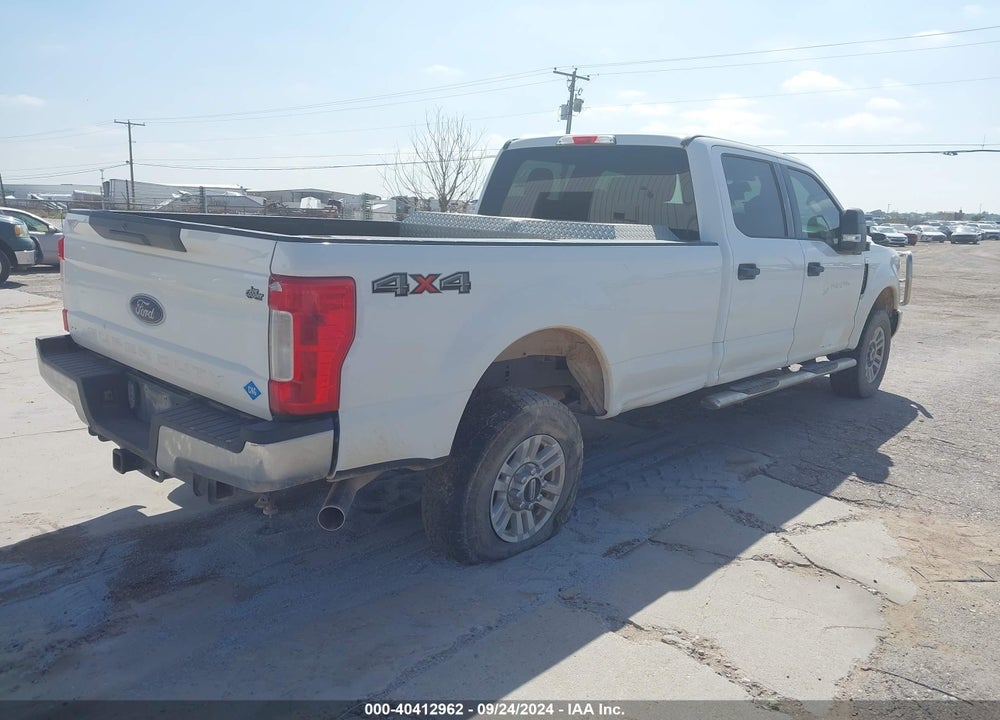 2018 FORD F-250 XLT VIN: 1FT7W2B60JEB23747
