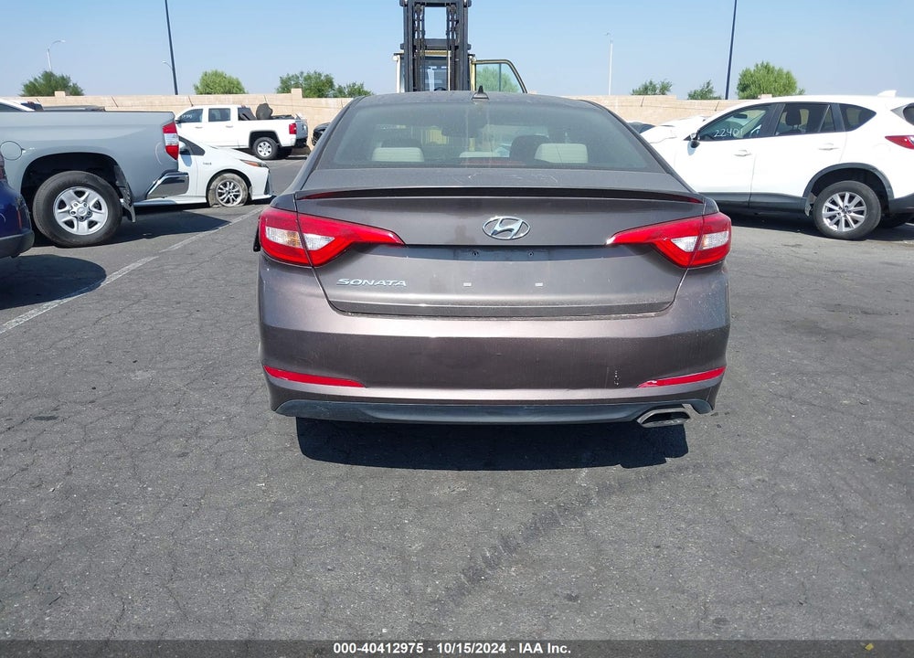 2017 HYUNDAI SONATA VIN: 5NPE24AF8HH578291