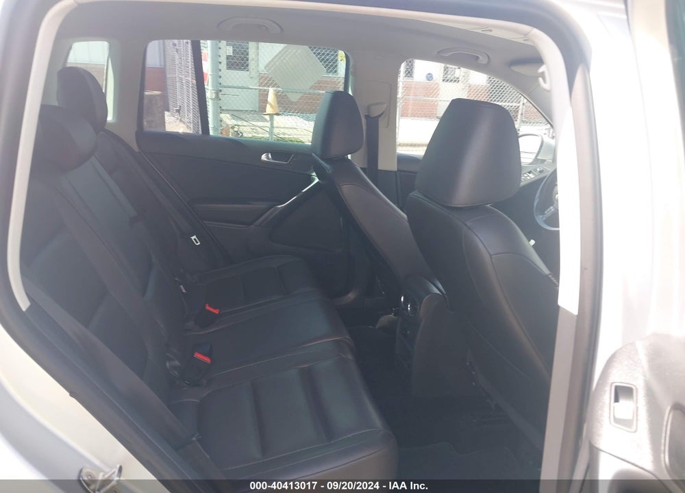 2013 VOLKSWAGEN TIGUAN SE VIN: WVGBV7AX9DW516225