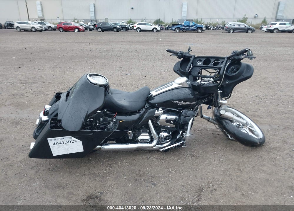 2017 HARLEY-DAVIDSON FLHX STREET GLIDE VIN: 1HD1KBC10HB644501