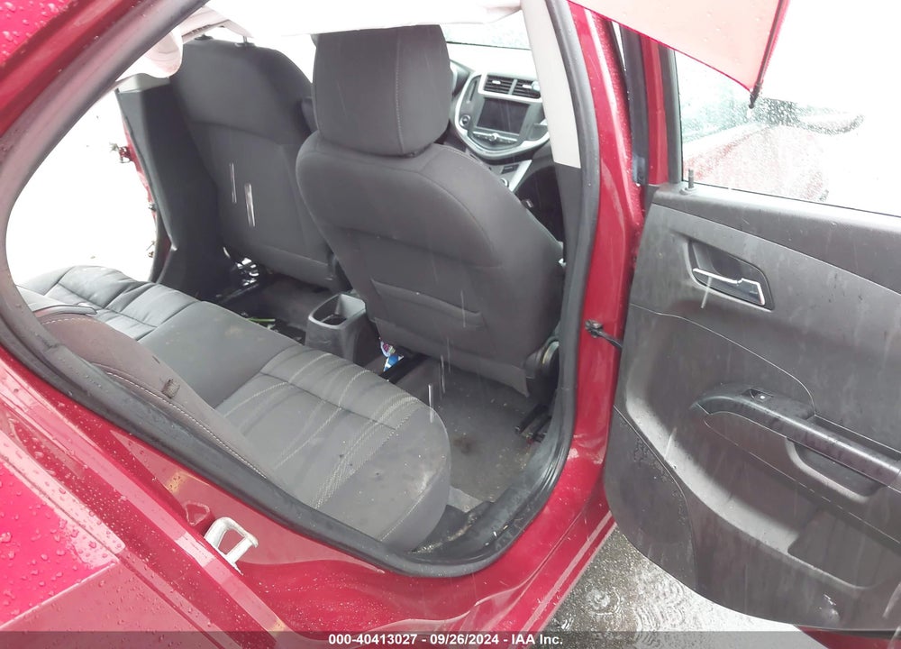 2020 CHEVROLET SONIC FWD  LT VIN: 1G1JD5SB7L4140637