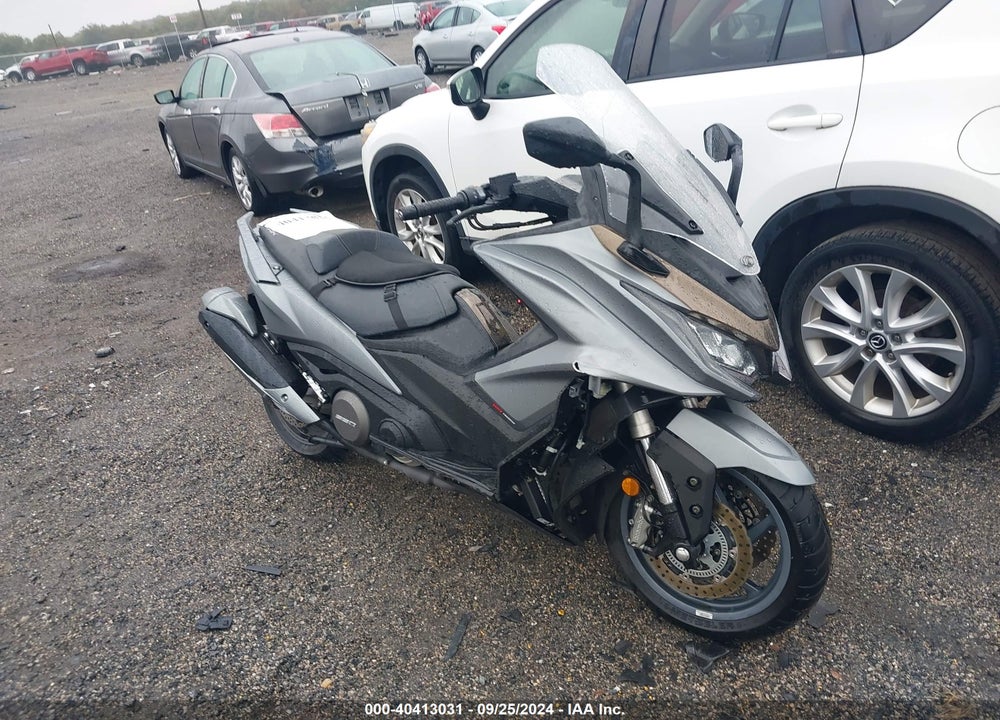 2022 KYMCO USA INC AK 550 VIN: RFBSAT547NB440802
