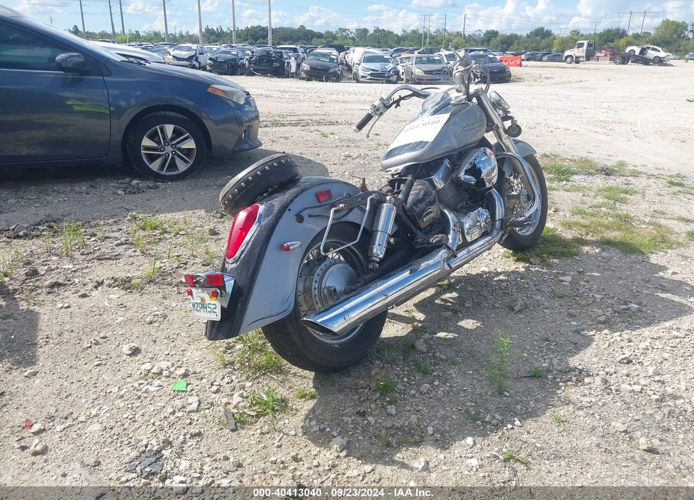 2005 HONDA VT750 CA VIN: JH2RC503X5M102113