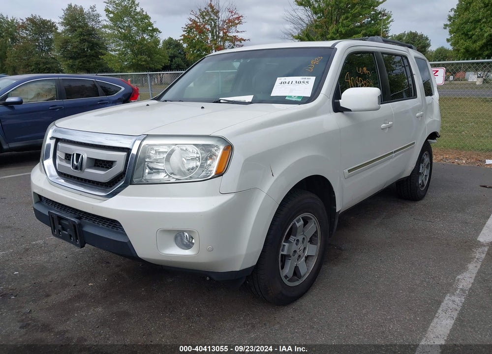 2011 HONDA PILOT TOURING VIN: 5FNYF4H96BB006451