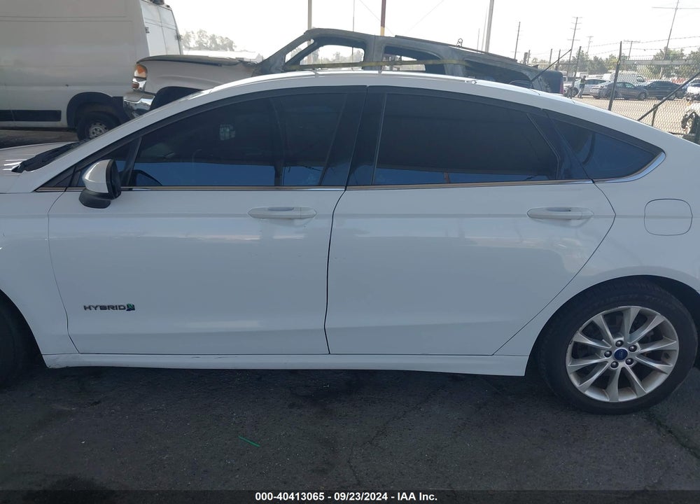2017 FORD FUSION HYBRID SE VIN: 3FA6P0LU5HR119717