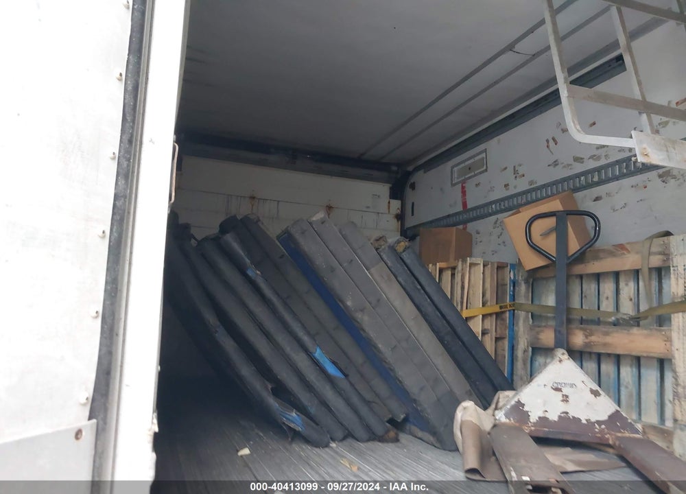 2015 UTILITY TRAILER MFG --- VIN: 1UYVS2360FM393402