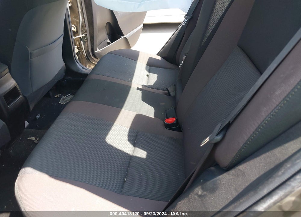 2019 TOYOTA COROLLA LE VIN: 5YFBURHE0KP874763