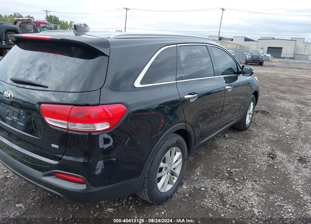 2016 KIA SORENTO 2.4L LX VIN: 5XYPG4A32GG017719
