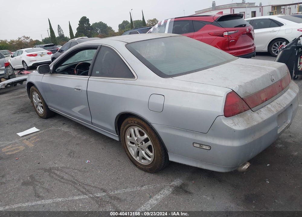 2001 HONDA ACCORD 3.0 EX VIN: 1HGCG22501A027967