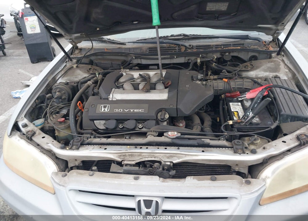 2001 HONDA ACCORD 3.0 EX VIN: 1HGCG22501A027967