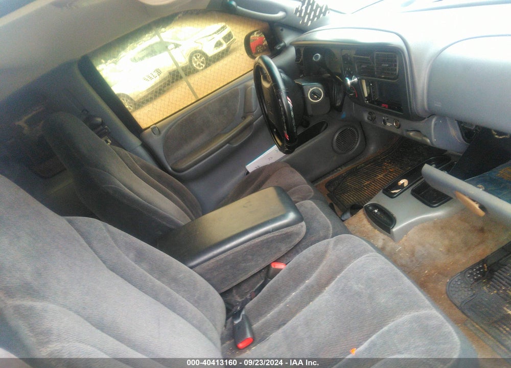 2000 DODGE DAKOTA SLT/SPORT VIN: 1B7GL22X3YS575253