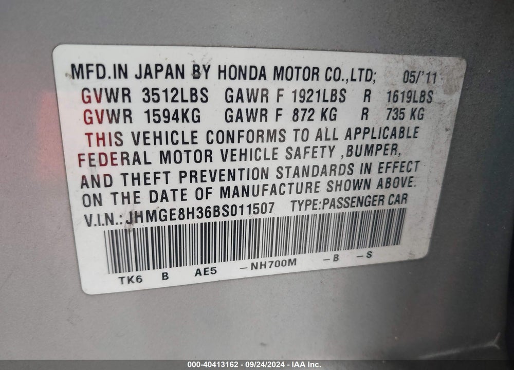 2011 HONDA FIT VIN: JHMGE8H36BS011507