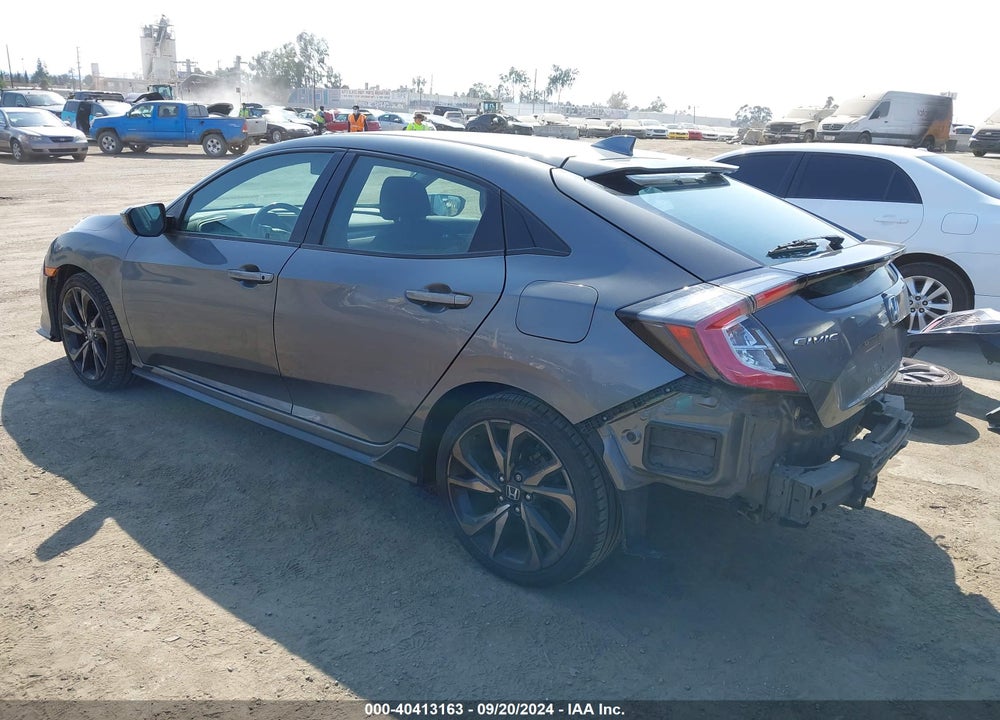 2018 HONDA CIVIC SPORT VIN: SHHFK7H47JU404841
