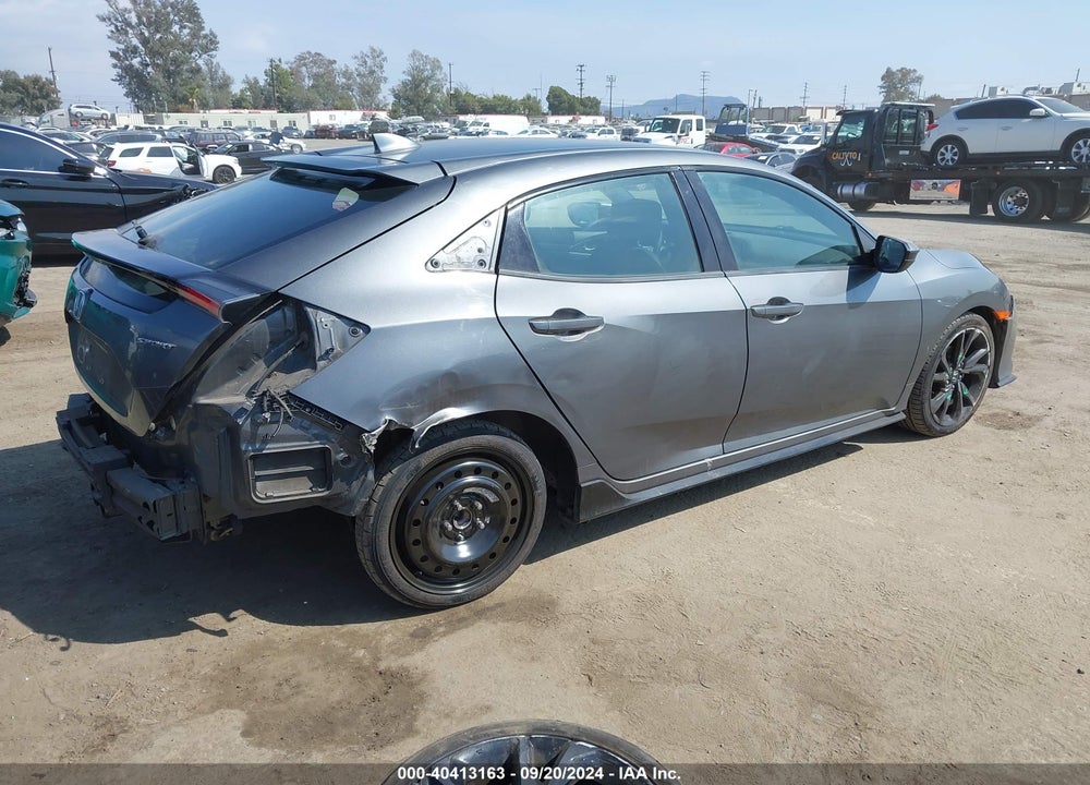 2018 HONDA CIVIC SPORT VIN: SHHFK7H47JU404841