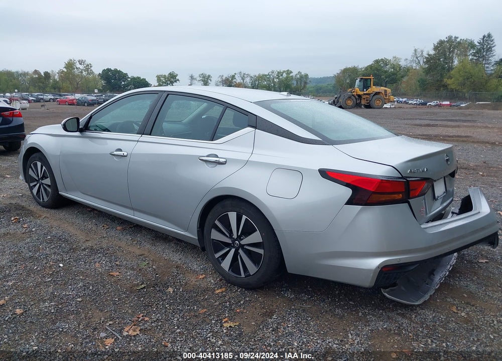 2022 NISSAN ALTIMA SV FWD VIN: 1N4BL4DV4NN318684