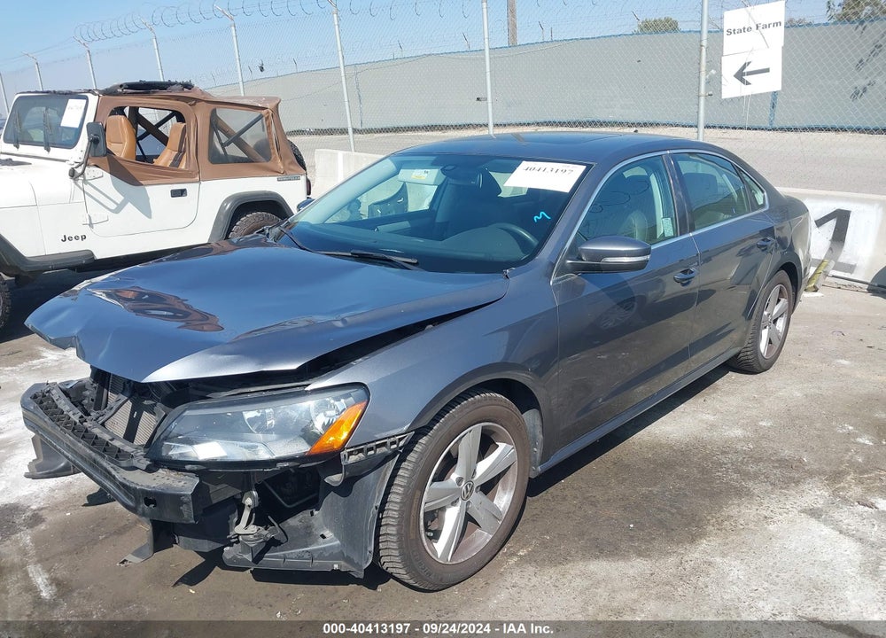 2013 VOLKSWAGEN PASSAT 2.5L SE VIN: 1VWBP7A3XDC018805