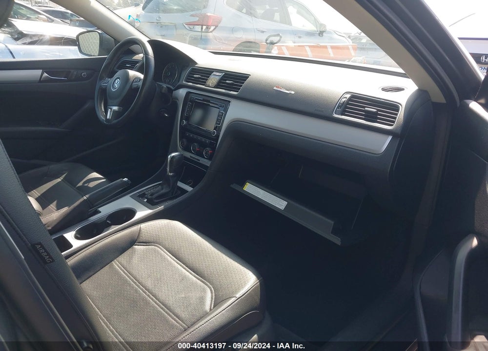 2013 VOLKSWAGEN PASSAT 2.5L SE VIN: 1VWBP7A3XDC018805