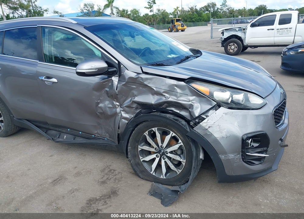 2018 KIA SPORTAGE EX VIN: KNDPN3AC0J7401597