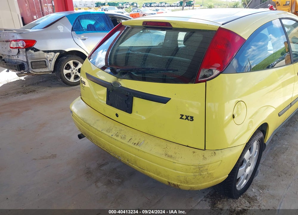 2002 FORD FOCUS ZX3 VIN: 3FAFP31372R224830