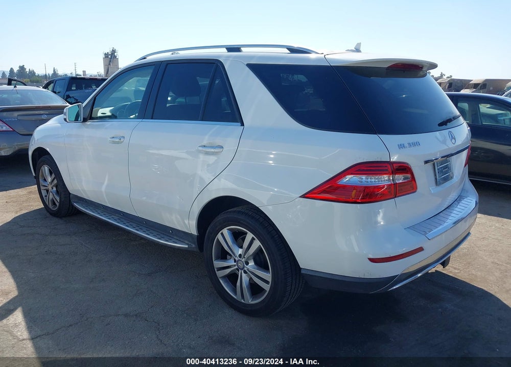 2015 MERCEDES-BENZ ML 350 4MATIC VIN: 4JGDA5HBXFA450092