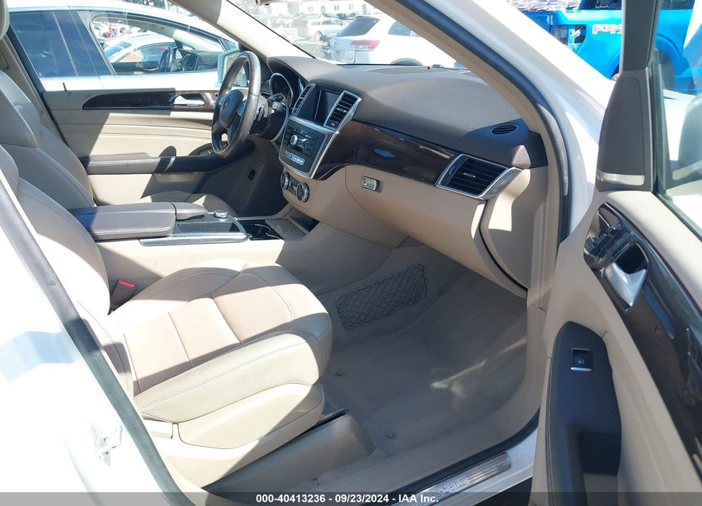 2015 MERCEDES-BENZ ML 350 4MATIC VIN: 4JGDA5HBXFA450092