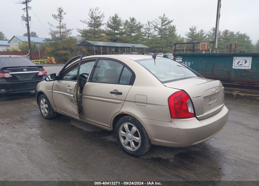 2006 HYUNDAI ACCENT GLS VIN: KMHCN46C26U035790