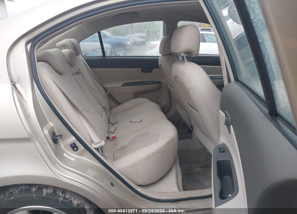 2006 HYUNDAI ACCENT GLS VIN: KMHCN46C26U035790