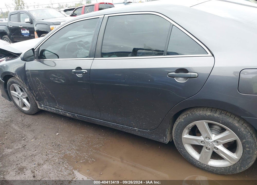 2013 TOYOTA CAMRY SE VIN: 4T1BF1FK8DU707542