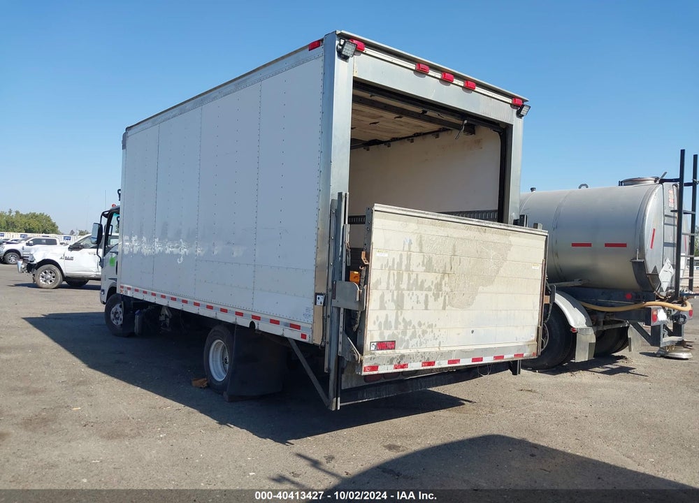2017 ISUZU NPR HD DSL REG AT VIN: JALC4W168H7000188
