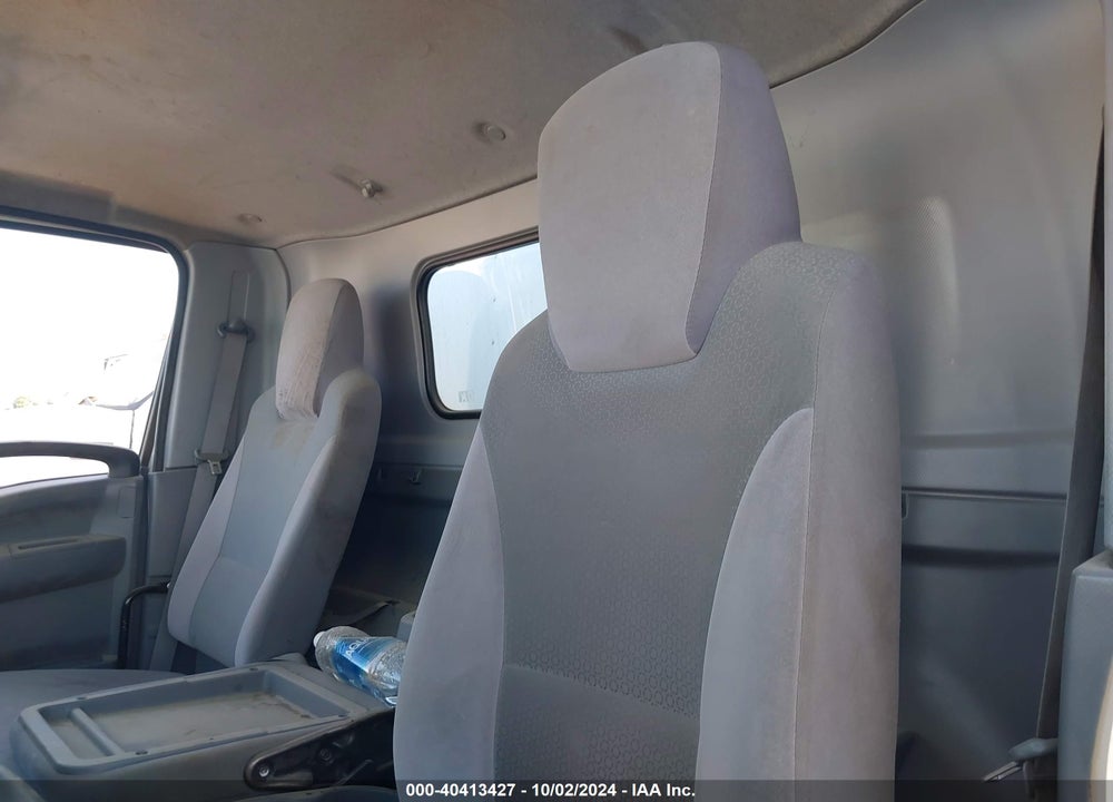 2017 ISUZU NPR HD DSL REG AT VIN: JALC4W168H7000188