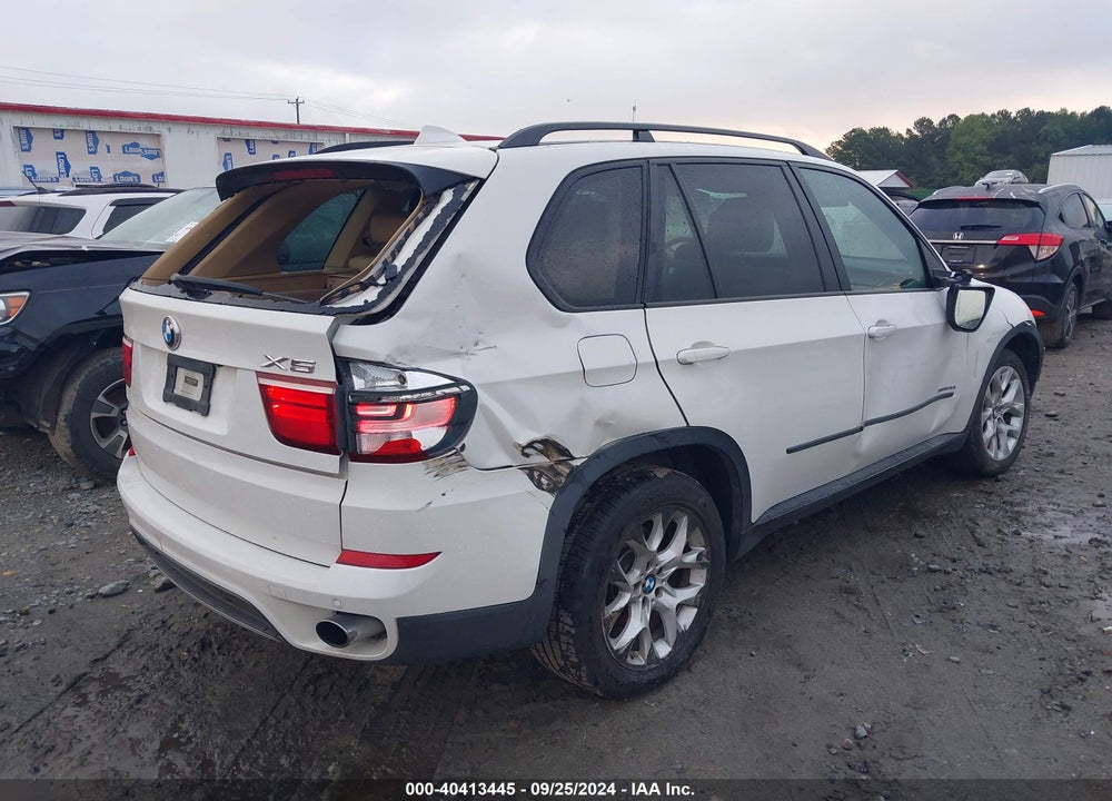 2013 BMW X5 XDRIVE35I/XDRIVE35I PREMIUM/XDRIVE35I SPORT ACTIVITY VIN: 5UXZV4C54D0B05669
