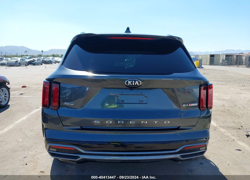 2021 KIA SORENTO EX VIN: 5XYRHDLF0MG065003