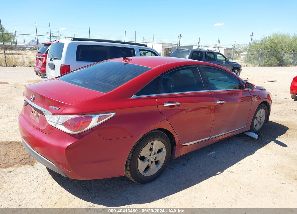 2012 HYUNDAI SONATA HYBRID VIN: KMHEC4A42CA036109