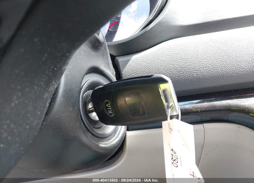 2016 KIA SEDONA LX VIN: KNDMB5C12G6206280