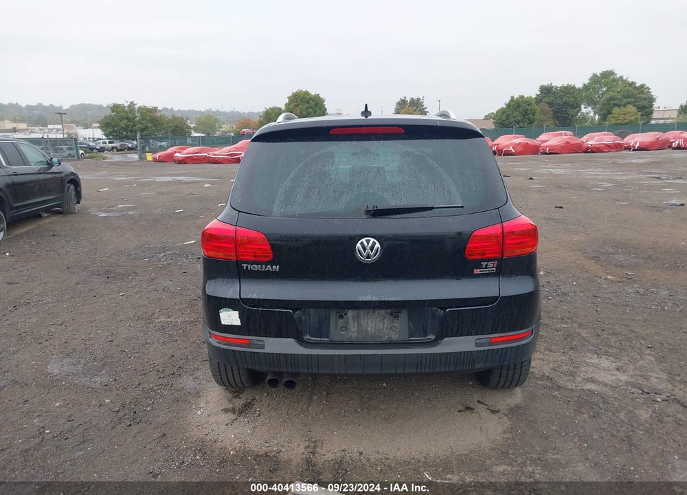 2017 VOLKSWAGEN TIGUAN 2.0T WOLFSBURG EDITION VIN: WVGSV7AXXHK025868