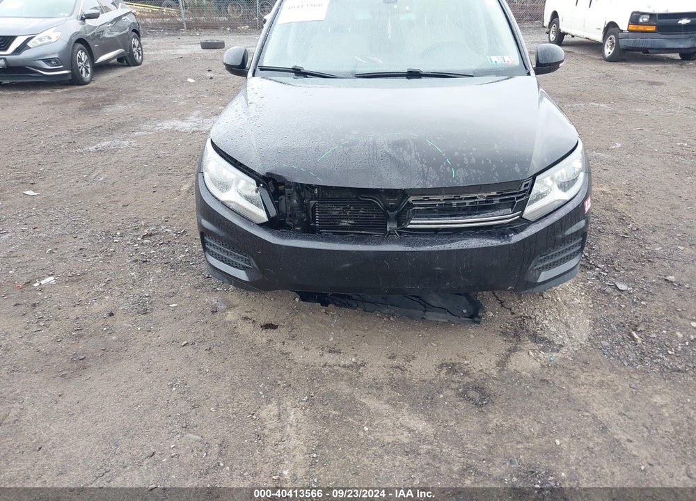 2017 VOLKSWAGEN TIGUAN 2.0T WOLFSBURG EDITION VIN: WVGSV7AXXHK025868