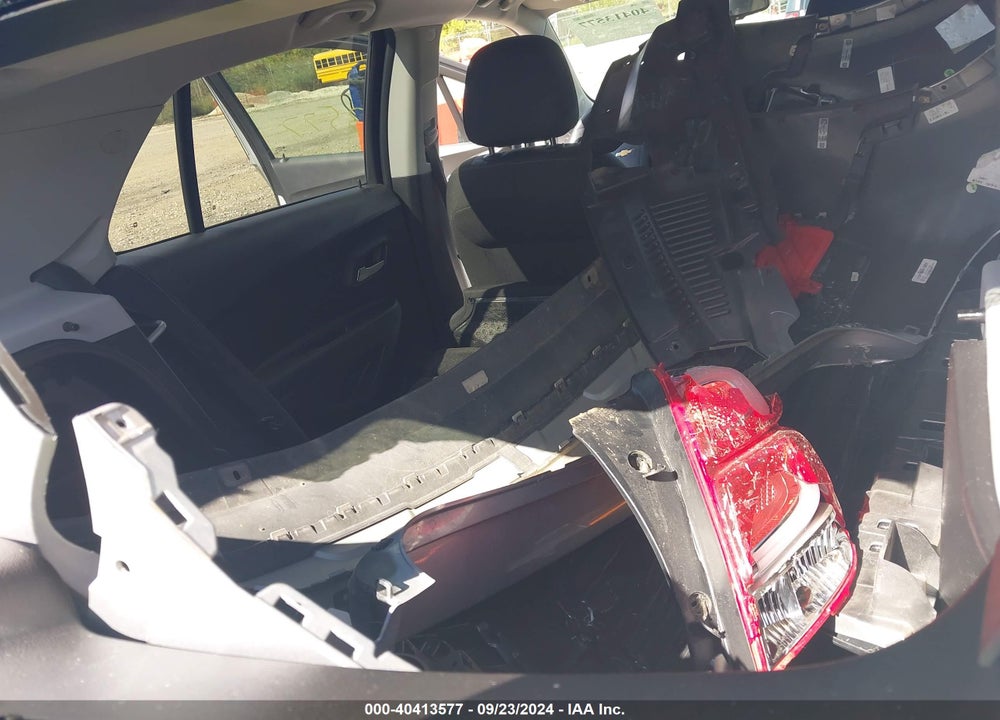 2019 CHEVROLET TRAX LT VIN: 3GNCJLSB5KL266962