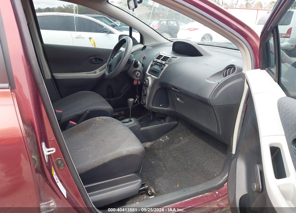 2009 TOYOTA YARIS VIN: JTDKT903595230776