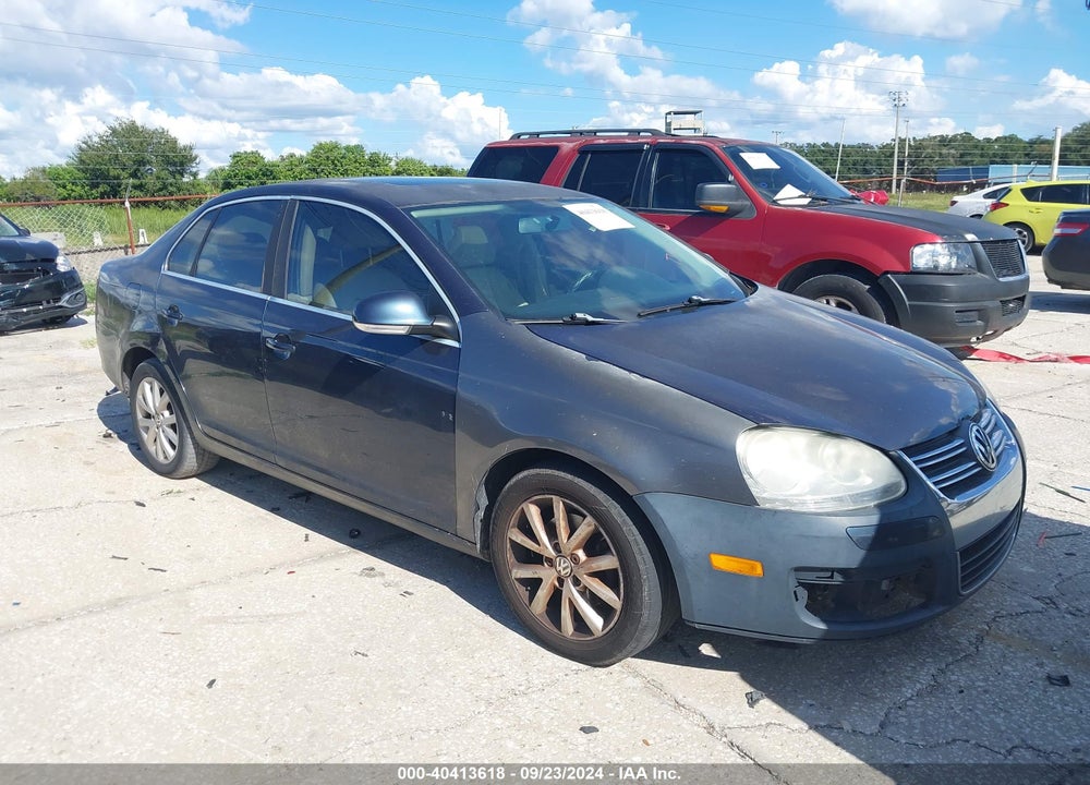 2010 VOLKSWAGEN JETTA SE VIN: 3VWRX7AJ7AM019210