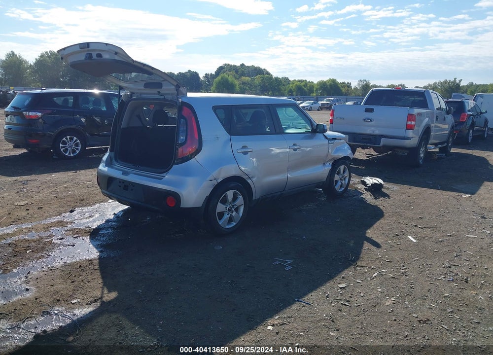 2019 KIA SOUL VIN: KNDJN2A29K7677768