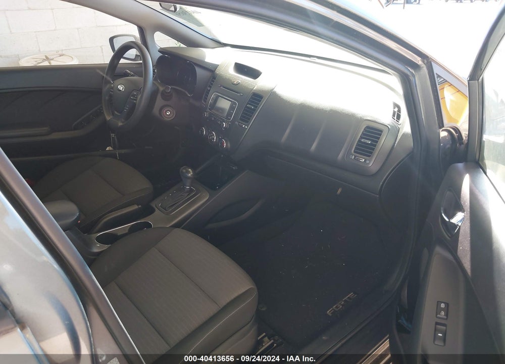 2016 KIA FORTE LX VIN: KNAFX4A60G5508897
