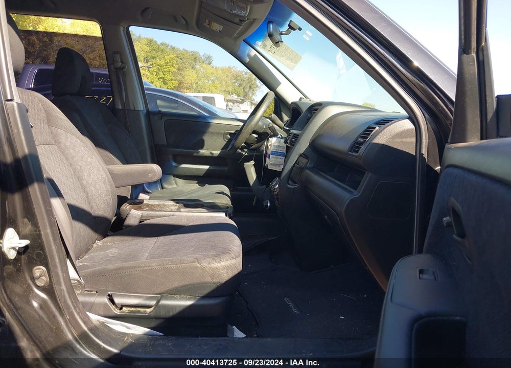 2006 HONDA CR-V LX VIN: JHLRD78546C053573