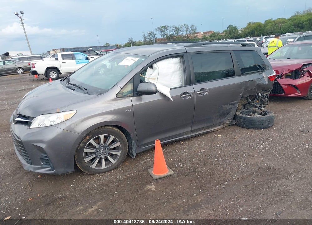2018 TOYOTA SIENNA LE 7 PASSENGER VIN: 5TDJZ3DC7JS189423