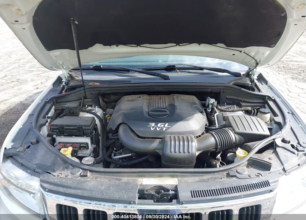 2013 JEEP GRAND CHEROKEE LAREDO VIN: 1C4RJEAG8DC574170
