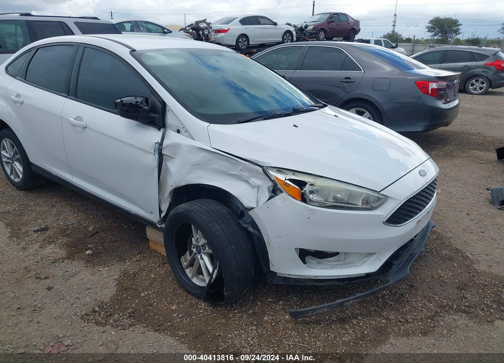 2015 FORD FOCUS SE VIN: 1FADP3F28FL262014