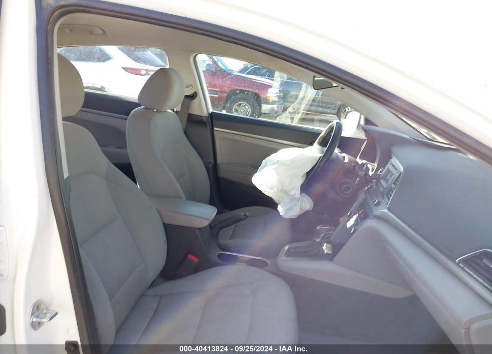 2017 HYUNDAI ELANTRA SE VIN: 5NPD74LF9HH091725