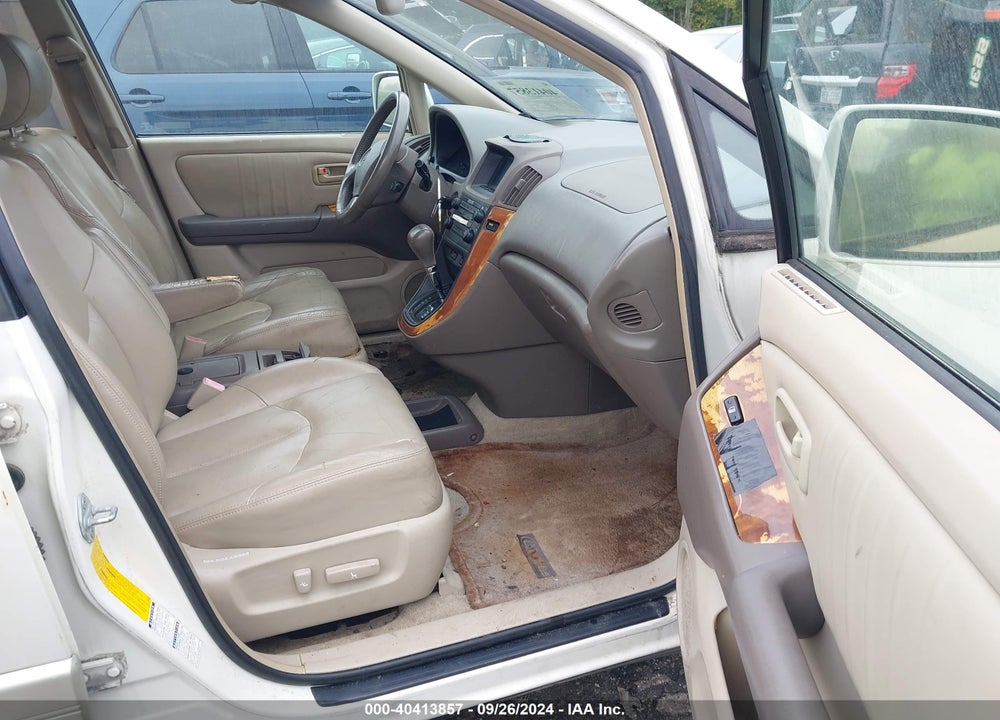 2000 LEXUS RX 300 VIN: JT6HF10U9Y0132137