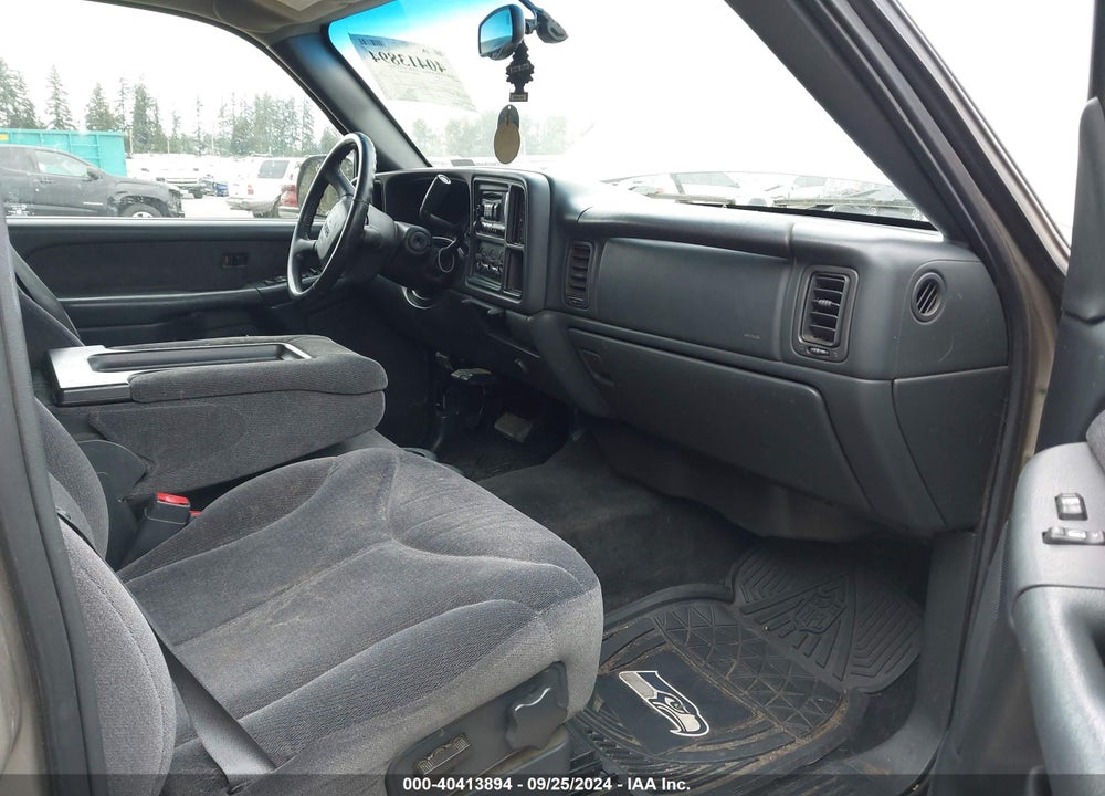 2002 GMC SIERRA 2500HD SLE VIN: 1GTHC23192F107400
