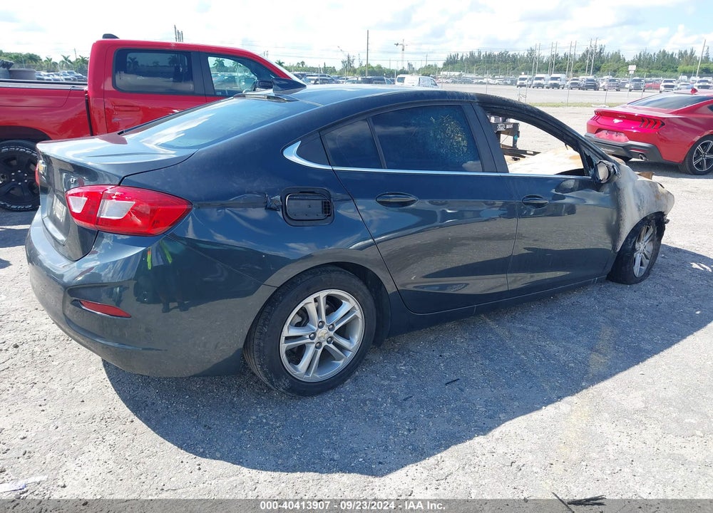 2018 CHEVROLET CRUZE LT AUTO VIN: 1G1BE5SM6J7124251